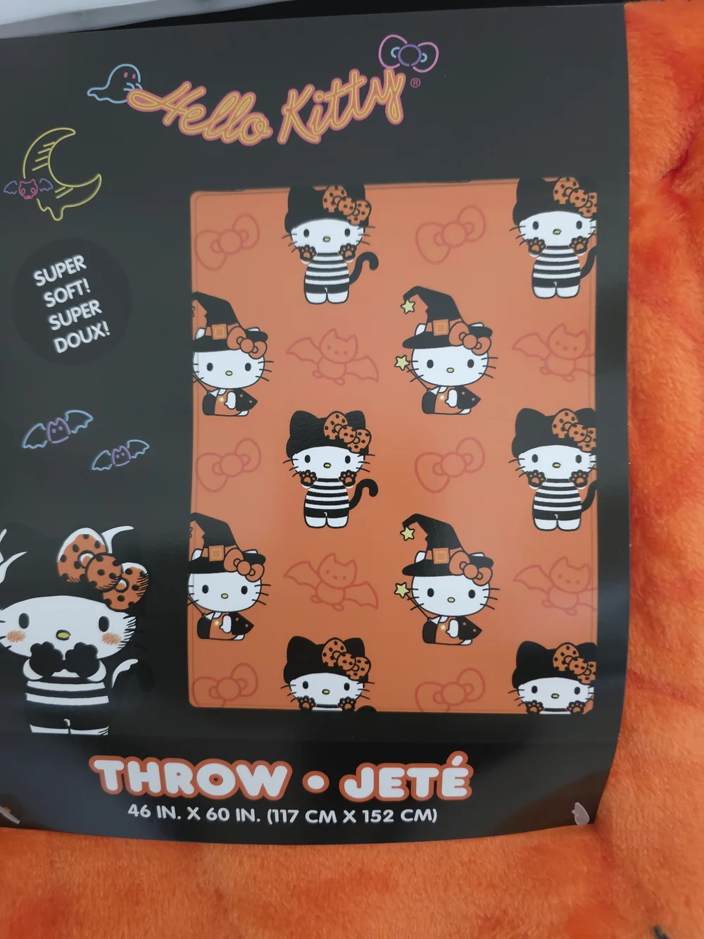 NWT Hello Kitty Orange Halloween Throw